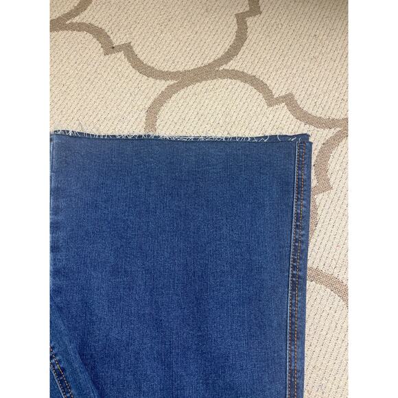 JUDY BLUE HIGH WAIST TUMMY CONTROL FLARE JEANS Raw hem, size 7/28, MSRP $89 - Picture 3 of 15